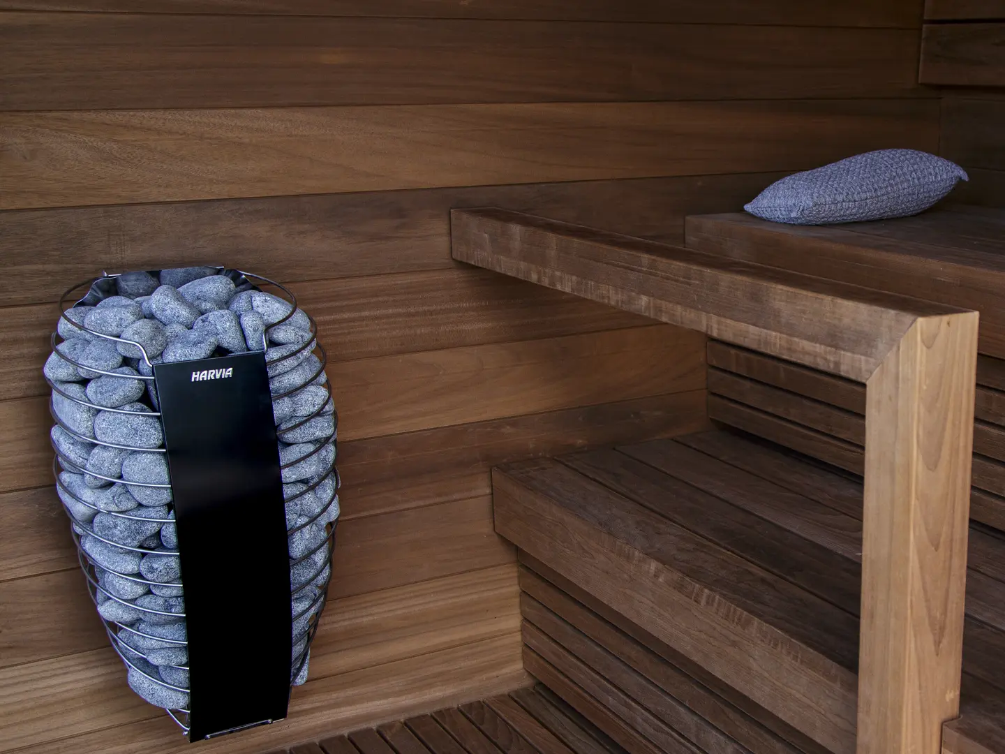 Sauna_Harvia_Spirit_6_kw_black_inkl_wifi_kontrolpanel_6288_Billeder_web_1_1440x1080